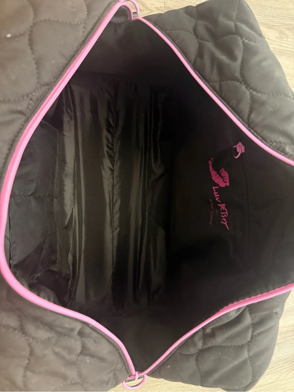 Women’s Travel Bag